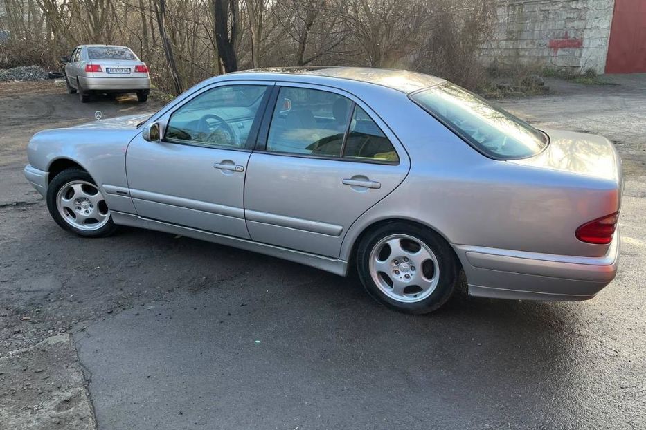 Продам Mercedes-Benz 210 1998 года в Днепре