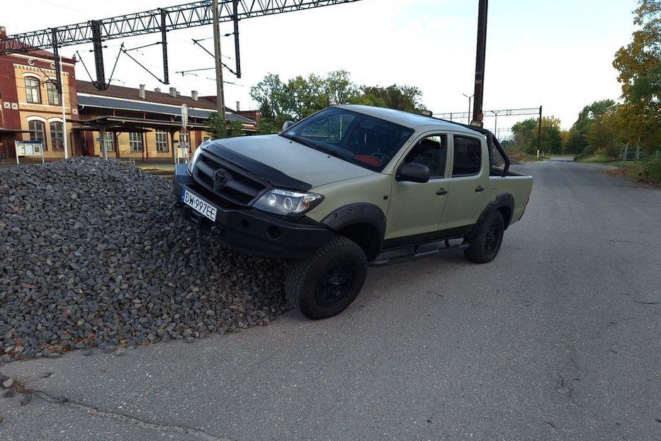 Продам Toyota Hilux 2008 года в Харькове