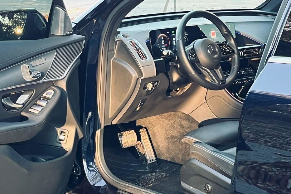 Продам Mercedes-Benz EQC AMG 2023 года в Луцке