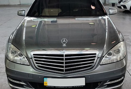 Продам Mercedes-Benz S 500 4Matic 2012 года в г. Кременчуг, Полтавская область