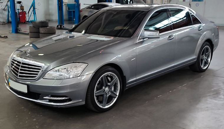 Продам Mercedes-Benz S 500 4Matic 2012 года в г. Кременчуг, Полтавская область