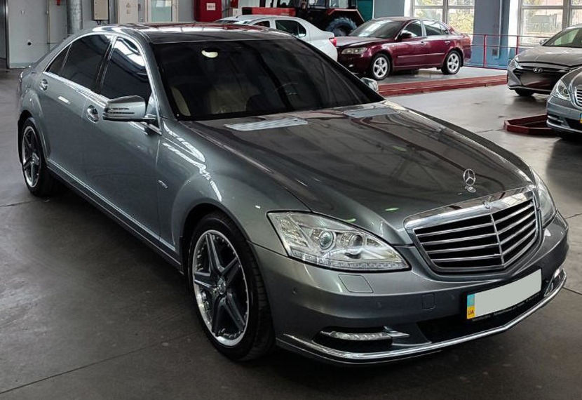 Продам Mercedes-Benz S 500 4Matic 2012 года в г. Кременчуг, Полтавская область