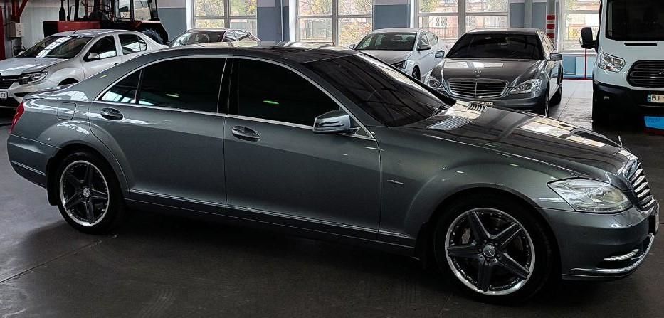 Продам Mercedes-Benz S 500 4Matic 2012 года в г. Кременчуг, Полтавская область