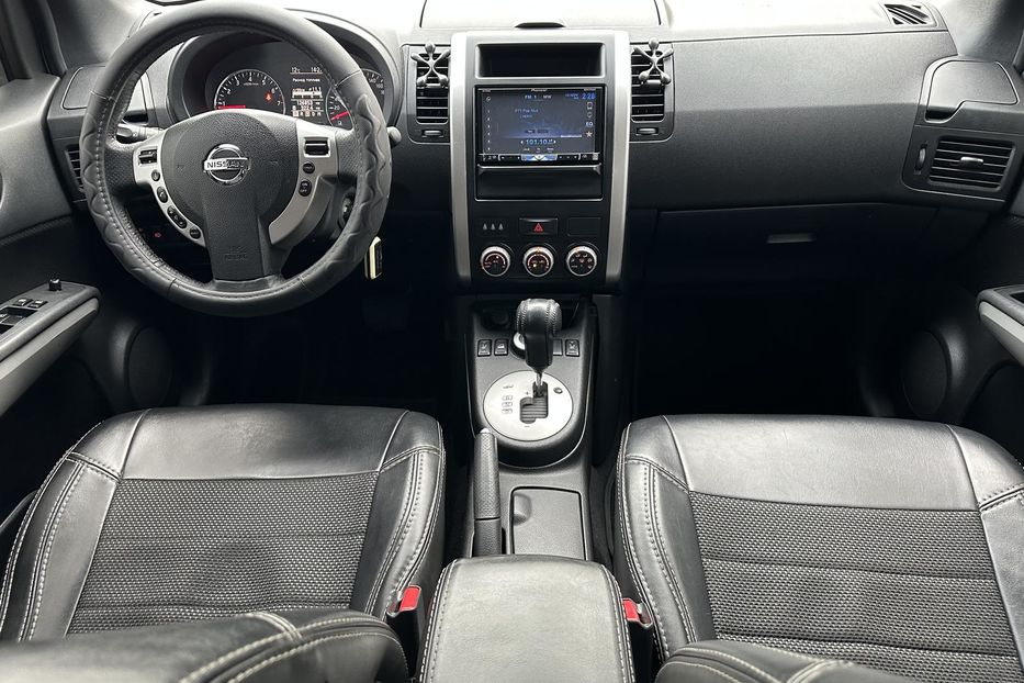 Продам Nissan X-Trail 4WD 2.5 2012 года в Киеве