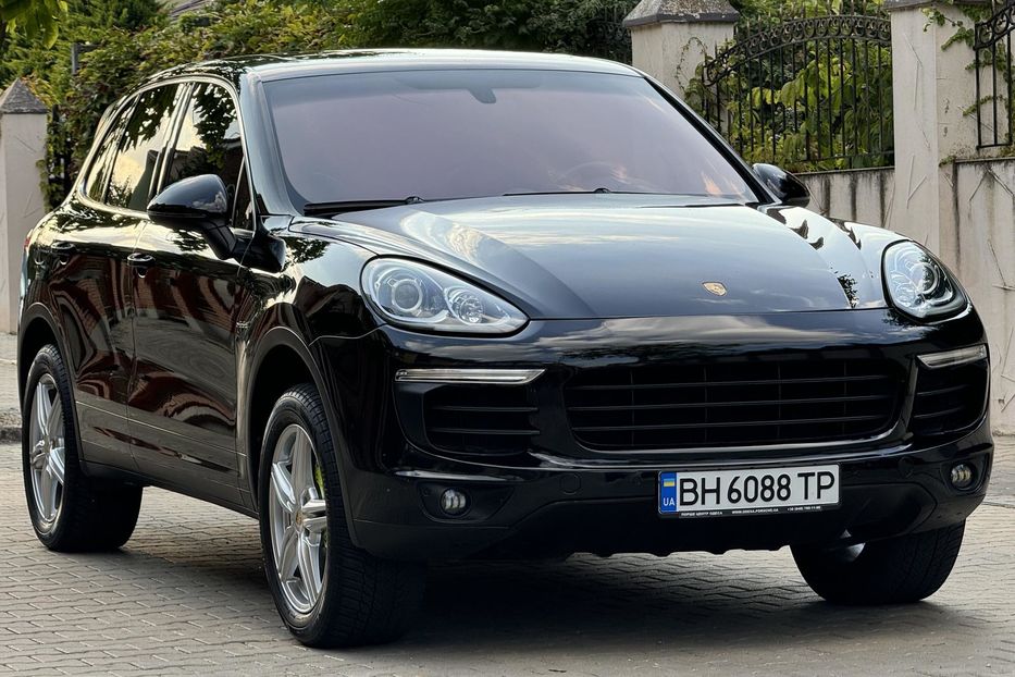 Продам Porsche Cayenne 2016 года в Одессе