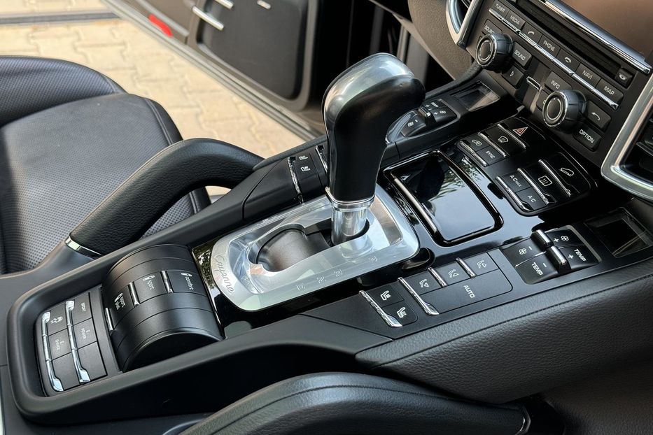 Продам Porsche Cayenne 2016 года в Одессе