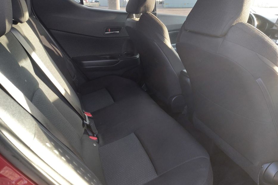 Продам Toyota C-HR Автомат 2018 года в Киеве