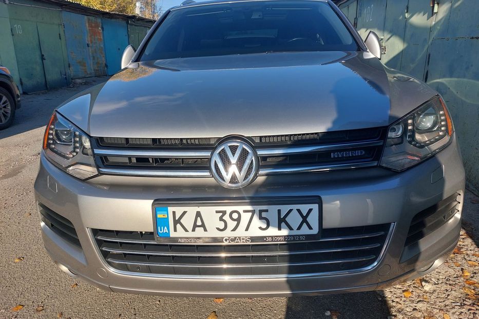 Продам Volkswagen Touareg Гібрид 2011 года в Киеве