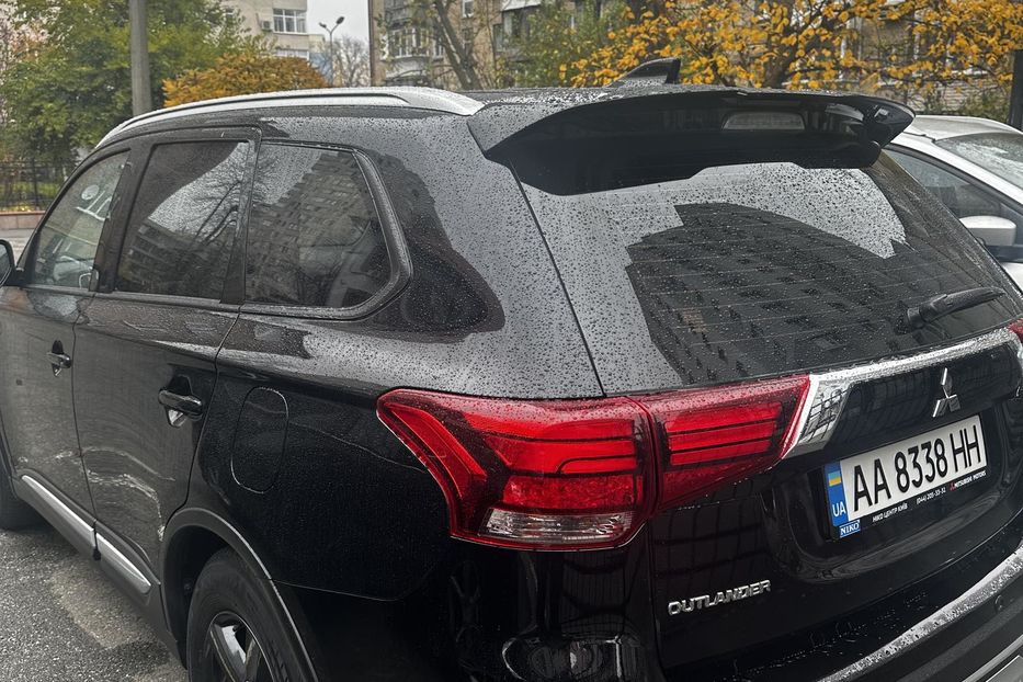 Продам Mitsubishi Outlander 2020 года в Киеве