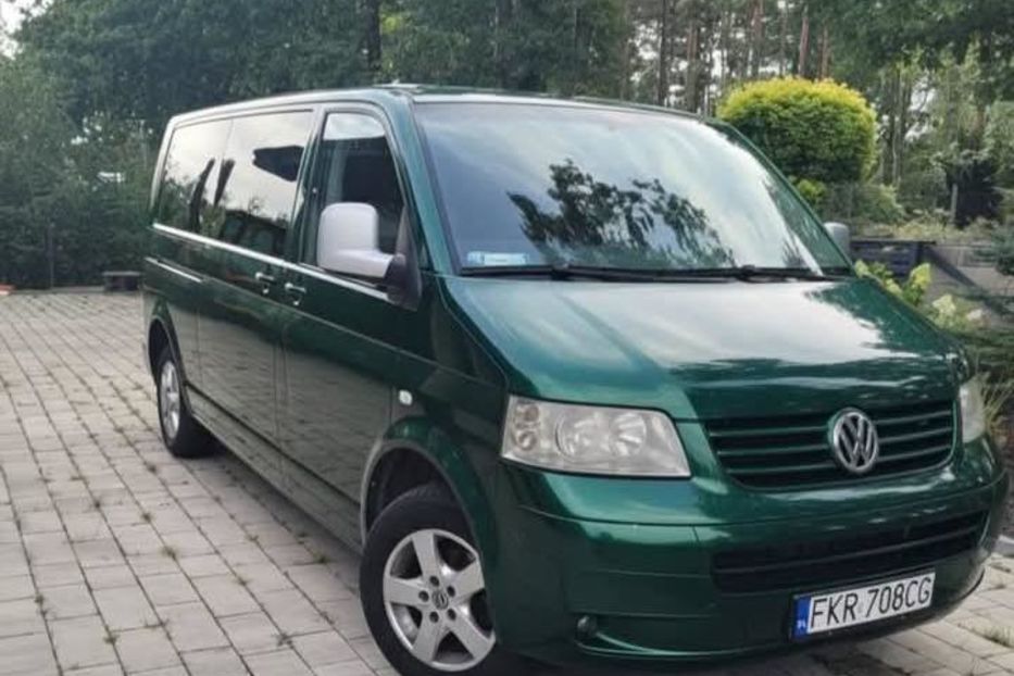 Продам Volkswagen T5 (Transporter) пасс. 2008 года в г. Изюм, Харьковская область