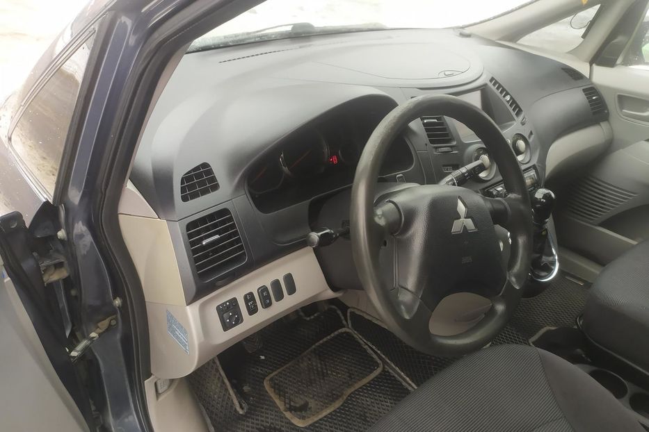Продам Mitsubishi Grandis 2006 года в Хмельницком