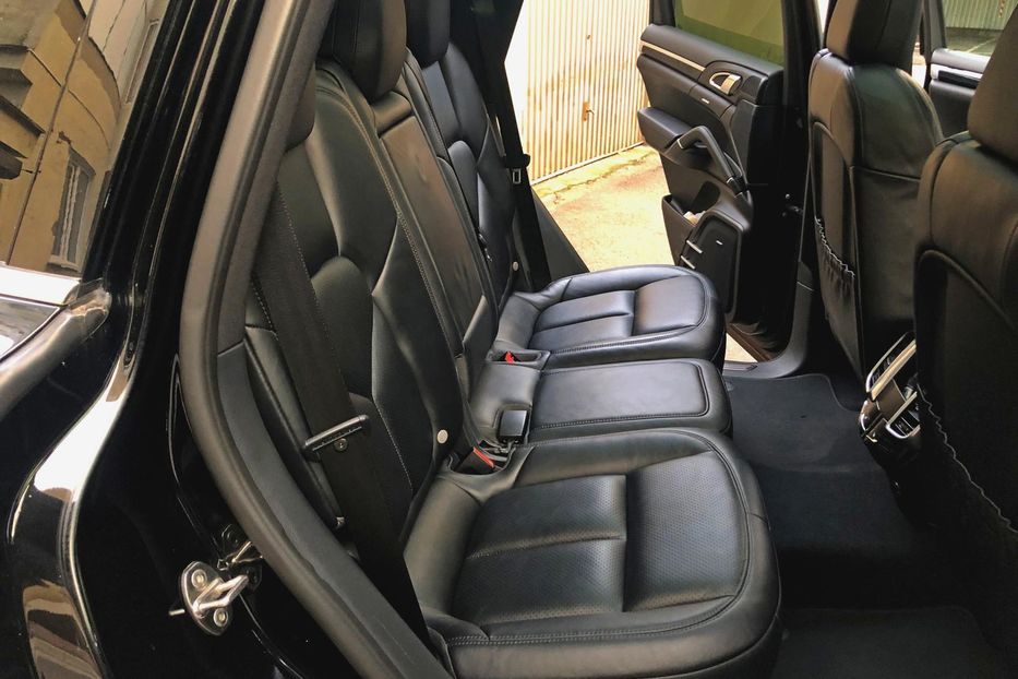 Продам Porsche Cayenne 2015 года в Одессе