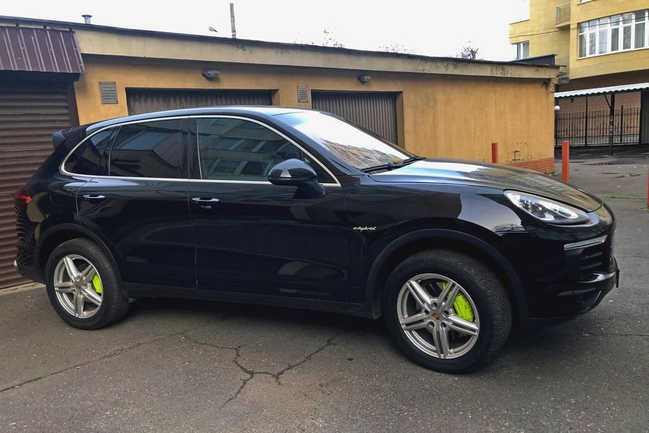 Продам Porsche Cayenne 2015 года в Одессе