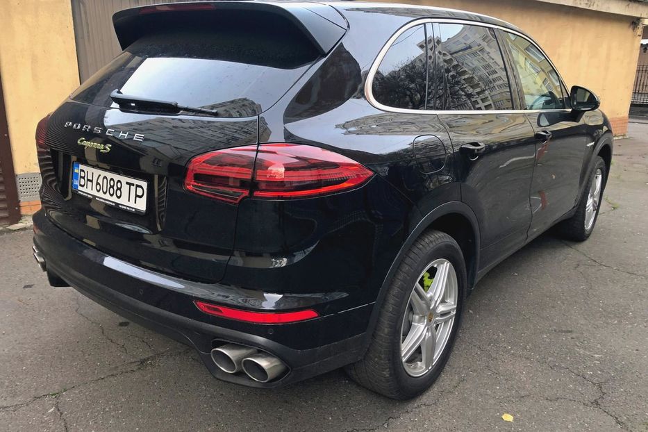 Продам Porsche Cayenne 2015 года в Одессе