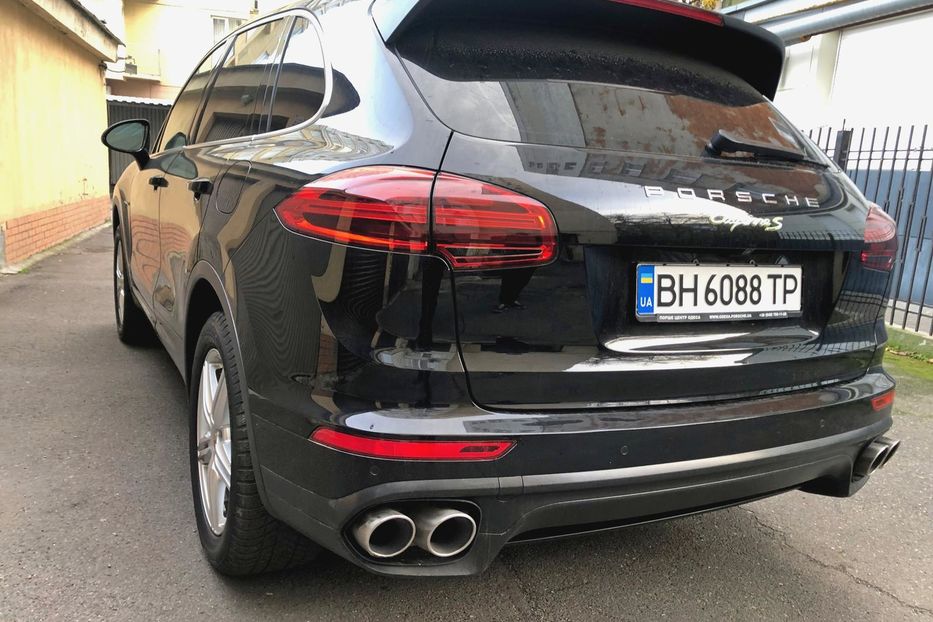Продам Porsche Cayenne 2015 года в Одессе