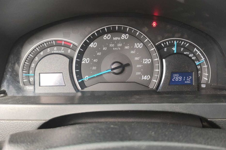 Продам Toyota Camry CAMRY/SE/L  2012 года в Киеве