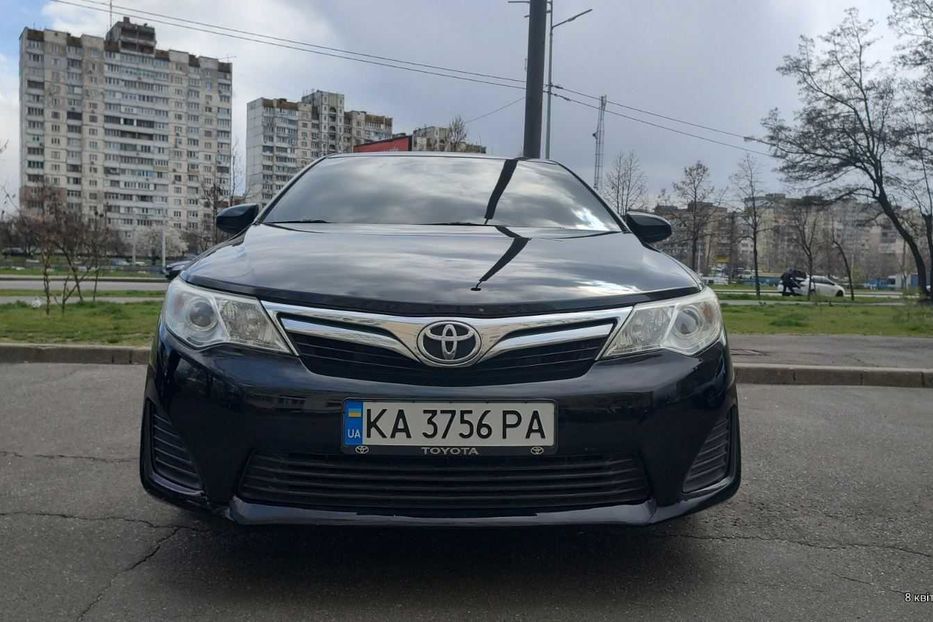 Продам Toyota Camry CAMRY/SE/L  2012 года в Киеве