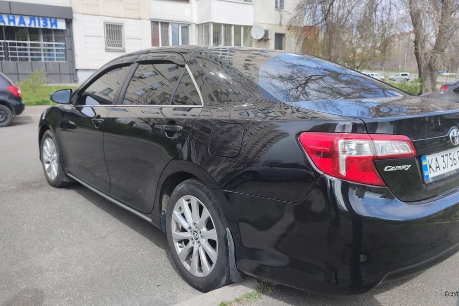 Продам Toyota Camry CAMRY/SE/L  2012 года в Киеве