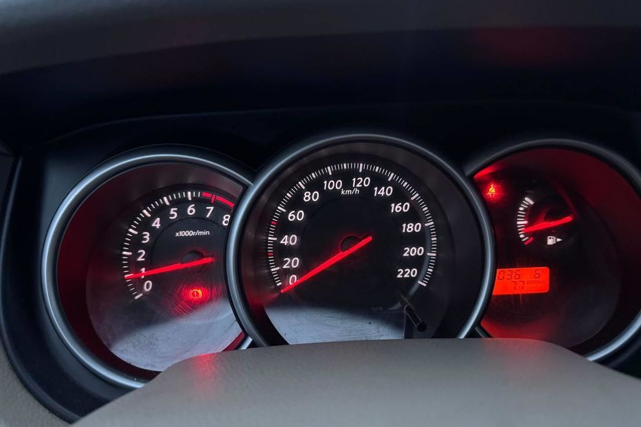 Продам Nissan TIIDA I покоління (FL)   2011 года в г. Дунаевцы, Хмельницкая область