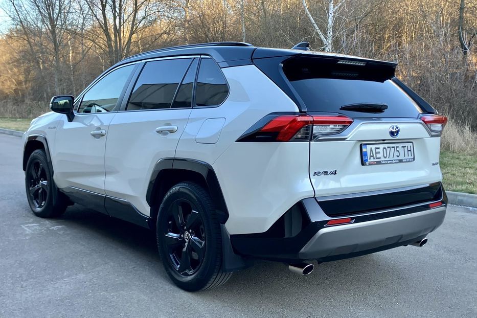 Продам Toyota Rav 4 2020 года в Киеве