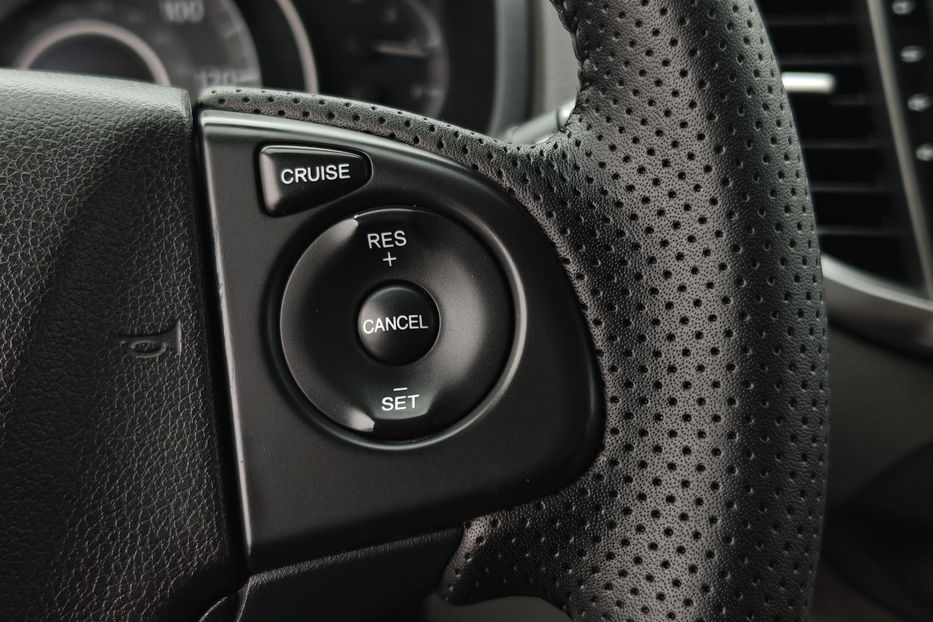 Продам Honda CR-V 2012 года в Днепре