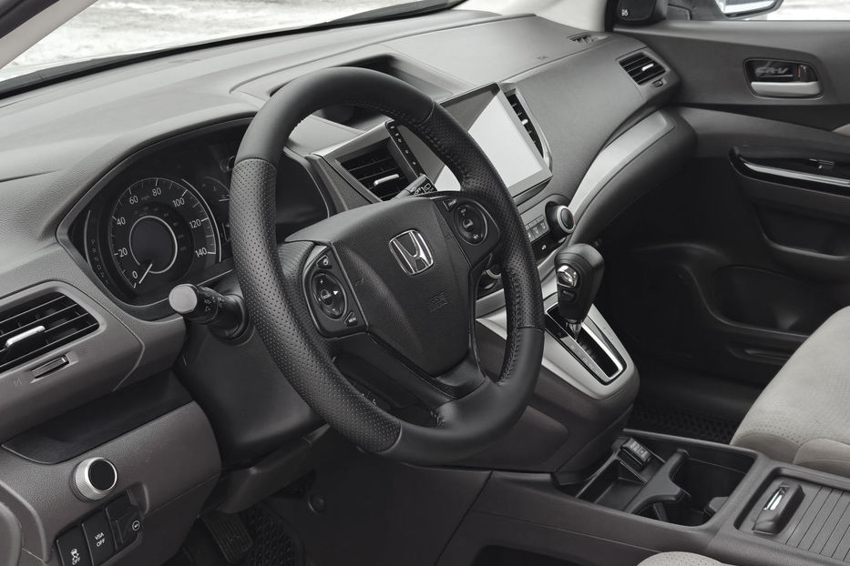 Продам Honda CR-V 2012 года в Днепре