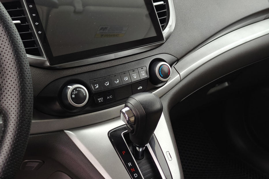 Продам Honda CR-V 2012 года в Днепре