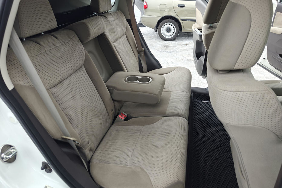 Продам Honda CR-V 2012 года в Днепре