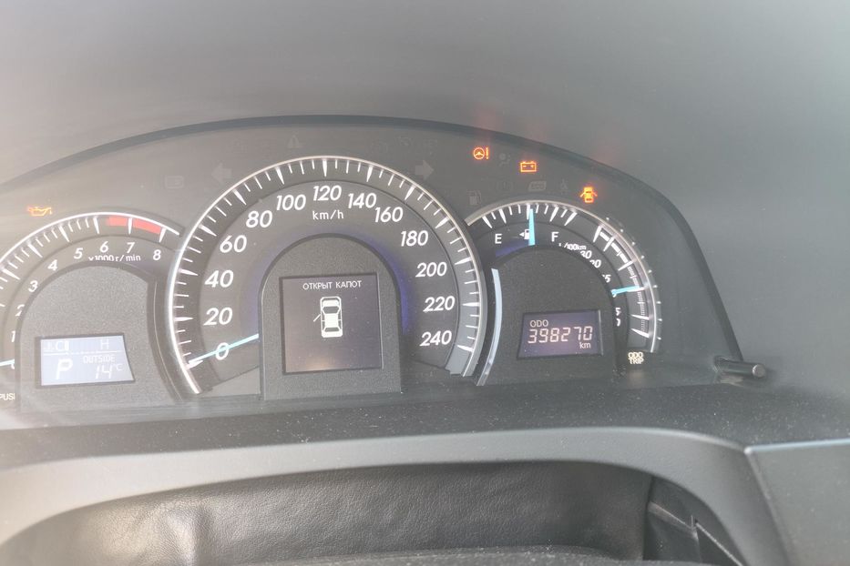 Продам Toyota Camry 2011 года в Киеве