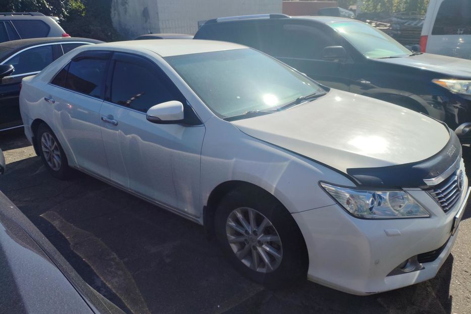 Продам Toyota Camry 2011 года в Киеве