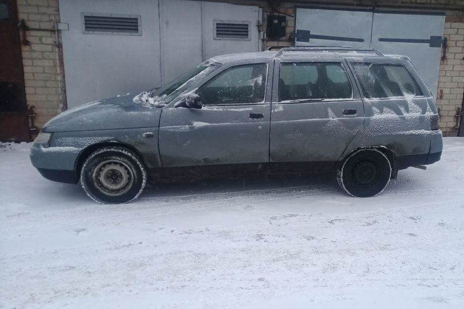 Продам ВАЗ 2111 ваз~гбо 2002 года в Киеве
