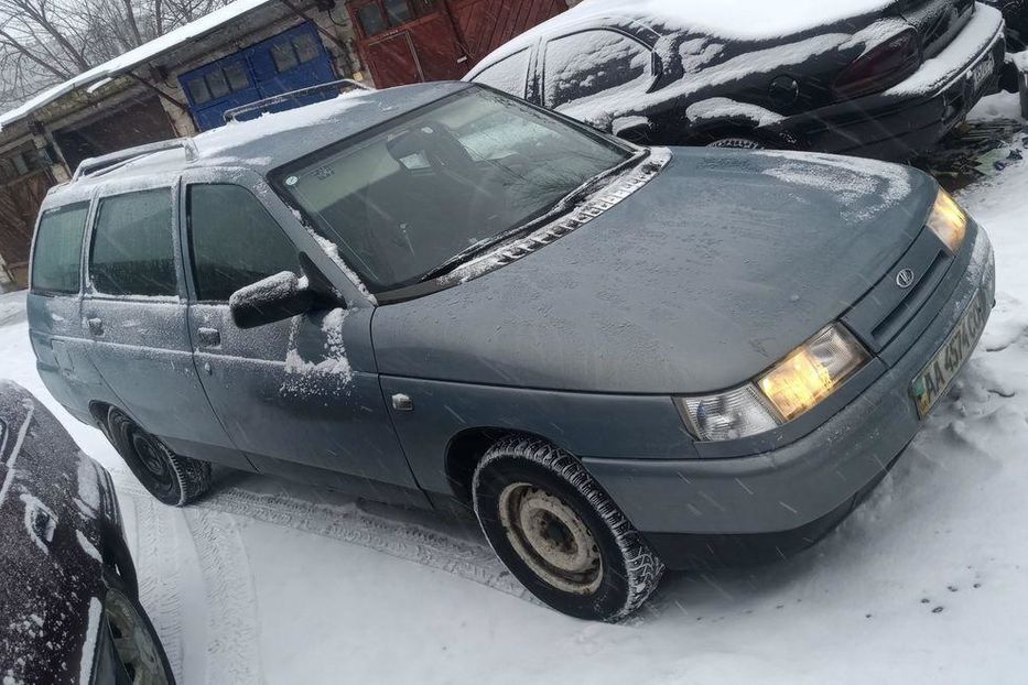 Продам ВАЗ 2111 ваз~гбо 2002 года в Киеве