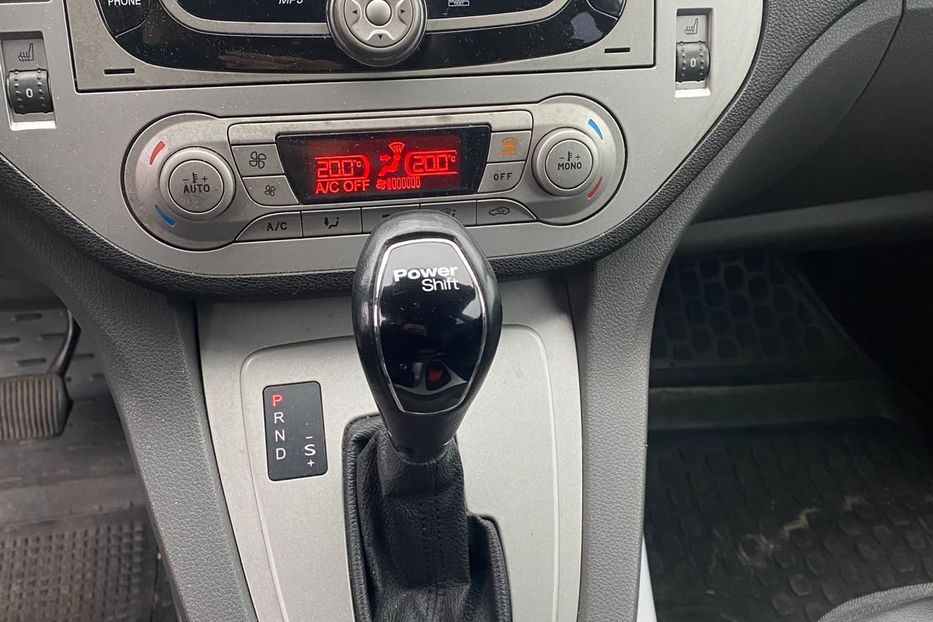 Продам Ford Kuga 2012 года в Киеве