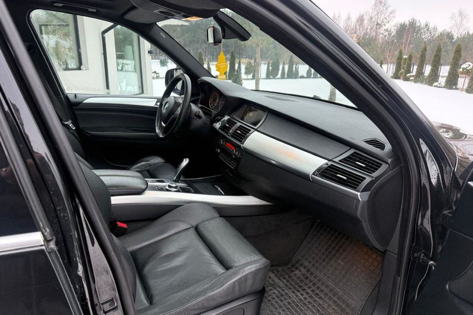 Продам BMW X5 2008 года в Харькове