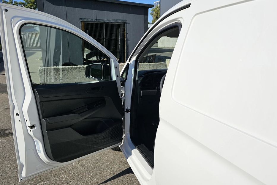 Продам Volkswagen Caddy груз. 2.0 TDI (V, MQB, CARGO MAXI 2022 года в Киеве