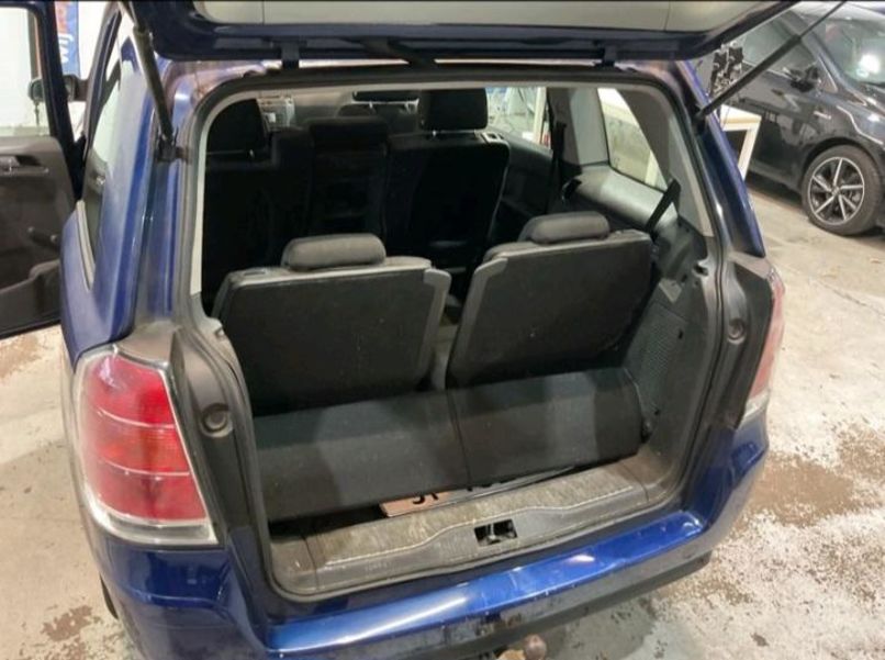 Продам Opel Zafira 1.8  mpi 2006 года в Львове