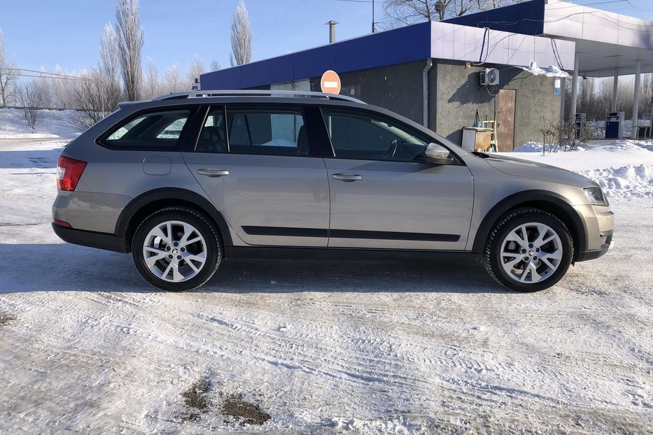 Продам Skoda Octavia A7 II поколение • 2.0 TDI DSG (184 к.с.) 4х4  2016 года в Житомире