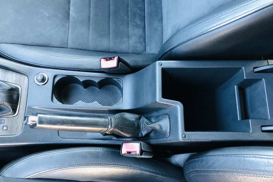 Продам Skoda Octavia A7 II поколение • 2.0 TDI DSG (184 к.с.) 4х4  2016 года в Житомире