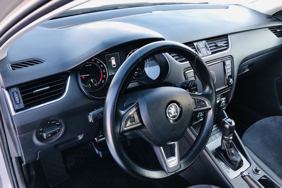 Продам Skoda Octavia A7 II поколение • 2.0 TDI DSG (184 к.с.) 4х4  2016 года в Житомире