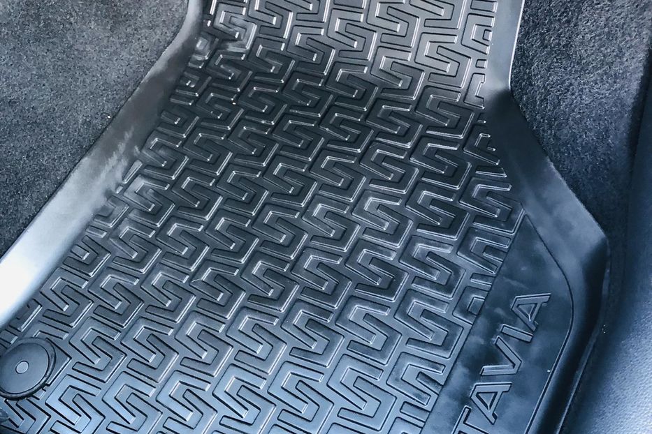 Продам Skoda Octavia A7 II поколение • 2.0 TDI DSG (184 к.с.) 4х4  2016 года в Житомире