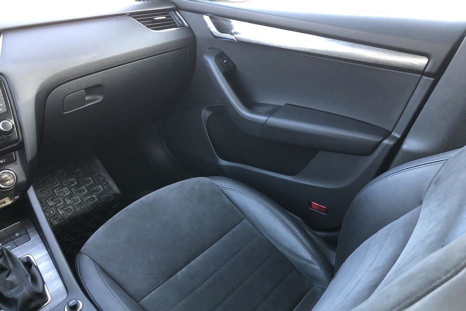 Продам Skoda Octavia A7 II поколение • 2.0 TDI DSG (184 к.с.) 4х4  2016 года в Житомире