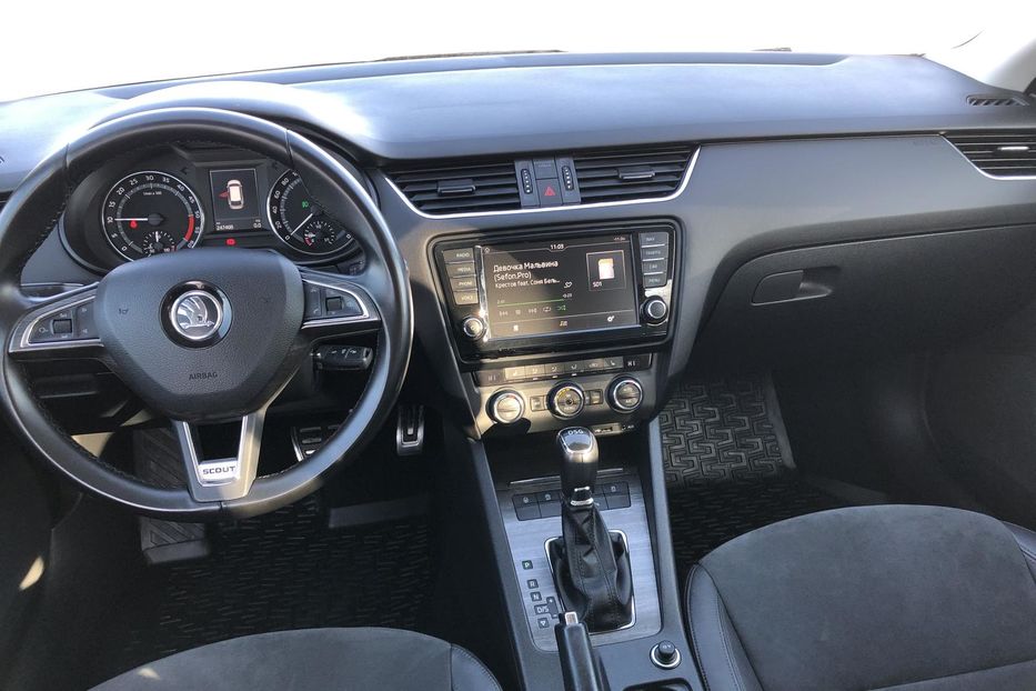Продам Skoda Octavia A7 II поколение • 2.0 TDI DSG (184 к.с.) 4х4  2016 года в Житомире
