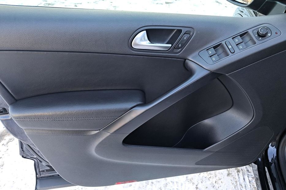 Продам Volkswagen Tiguan 2,0 ТСІ 2016 года в Черкассах