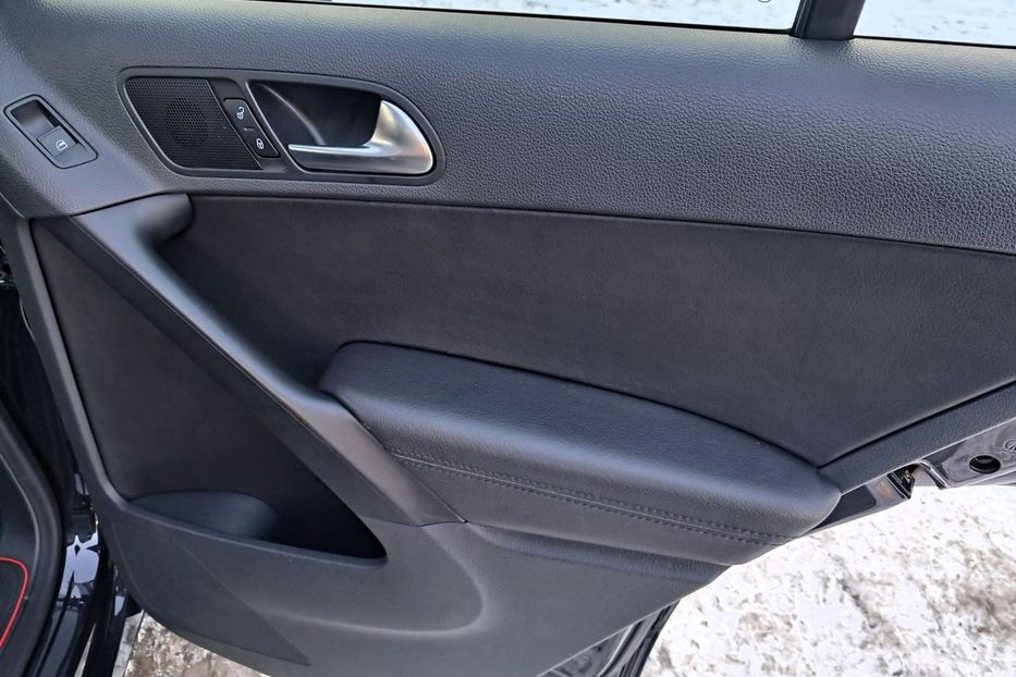 Продам Volkswagen Tiguan 2,0 ТСІ 2016 года в Черкассах