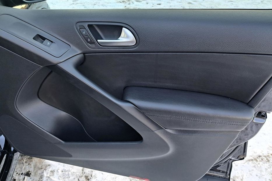 Продам Volkswagen Tiguan 2,0 ТСІ 2016 года в Черкассах