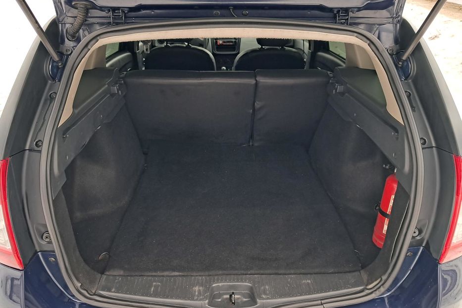 Продам Dacia Logan MCV 2014 года в г. Гайсин, Винницкая область