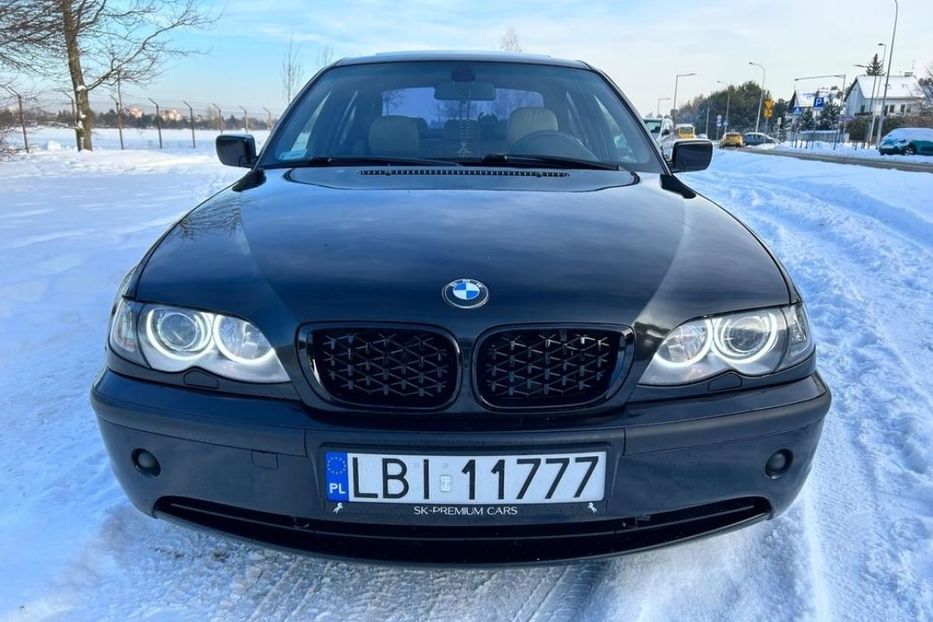 Продам BMW 330 2003 года в Днепре