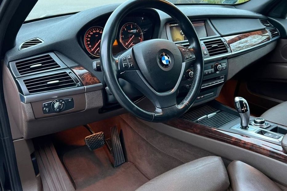 Продам BMW X5 2011 года в Днепре