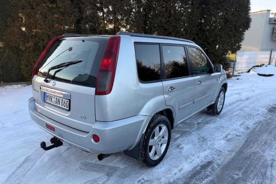 Продам Nissan X-Trail 2005 года в г. Изюм, Харьковская область
