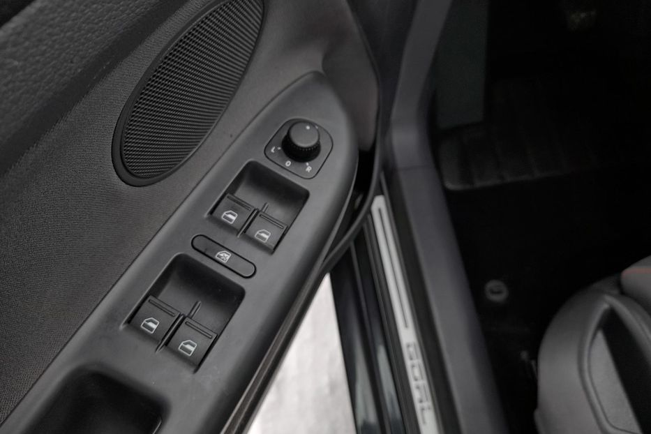 Продам Volkswagen Golf Plus GOAL 1.6 MPI 2006 р в 2006 года в Львове